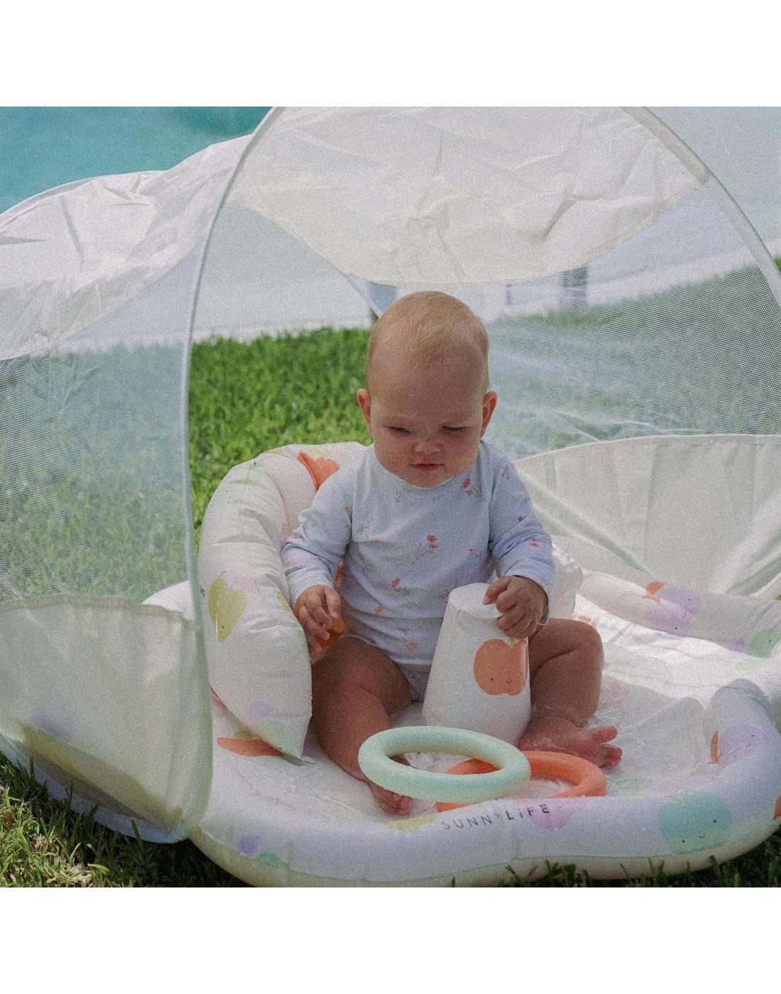 SunnyLife Baby Playmat with Shade Apple Sorbet Multi