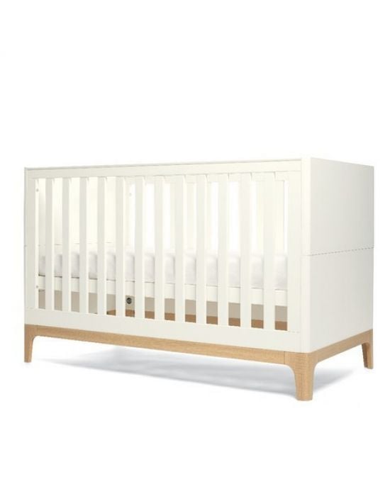 Mamas & Papas Caprio Ivory/Natural Cot bed